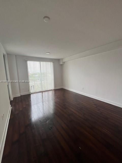 For Rent: $2,500 (2 beds, 2 baths, 1036 Square Feet)
