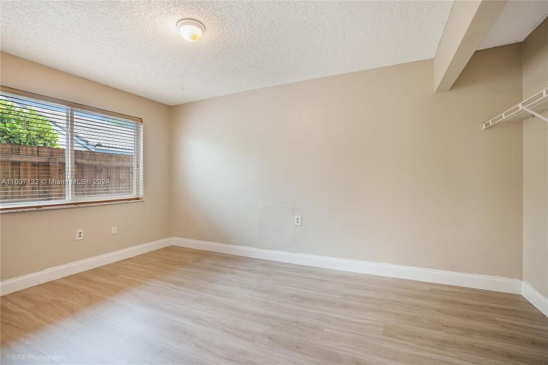 Active With Contract: $4,100 (3 beds, 2 baths, 1745 Square Feet)