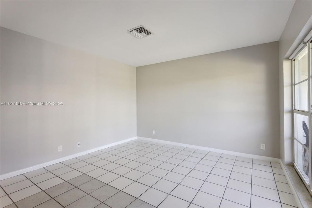 For Rent: $1,800 (0 beds, 1 baths, 6023 Square Feet)