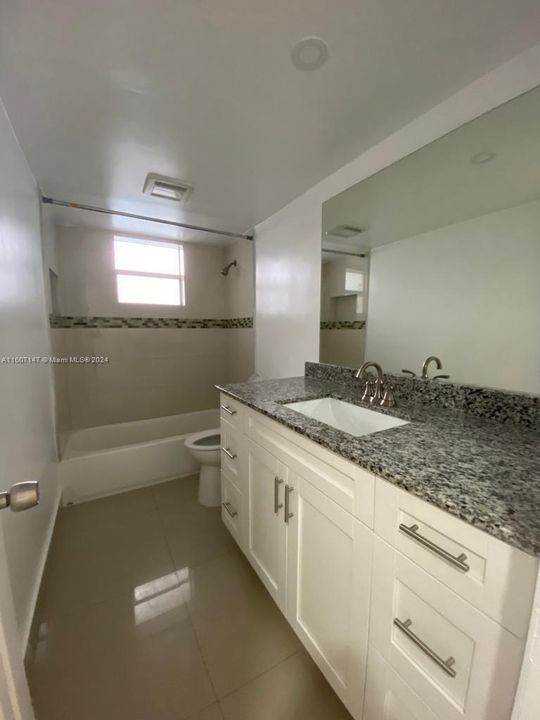 For Sale: $249,900 (2 beds, 2 baths, 1200 Square Feet)