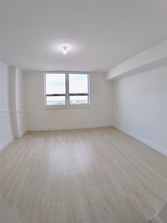 For Rent: $3,300 (2 beds, 2 baths, 1200 Square Feet)