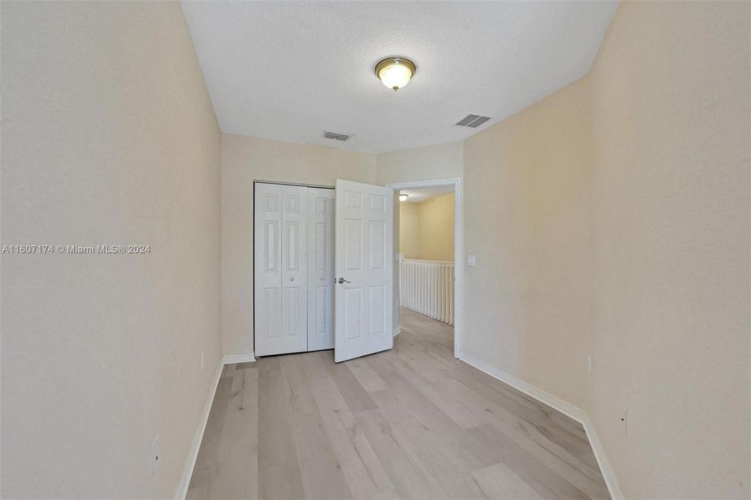 For Rent: $2,350 (3 beds, 2 baths, 1318 Square Feet)