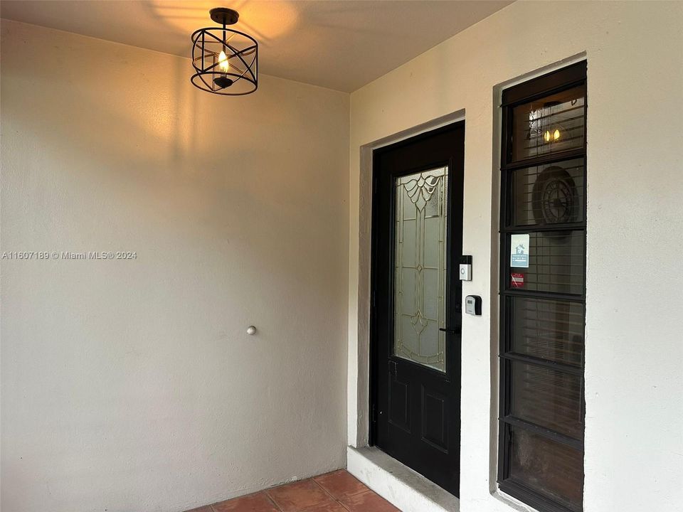 En Venta: $595,000 (2 camas, 2 baños, 0 Pies cuadrados)