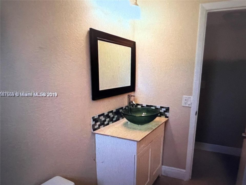 В аренду: $2,200 (2 спален, 2 ванн, 870 Квадратных фут)