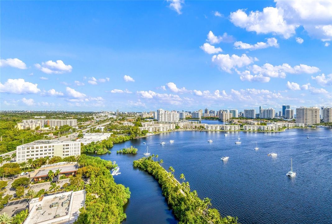 For Sale: $1,497,000 (3 beds, 3 baths, 2158 Square Feet)