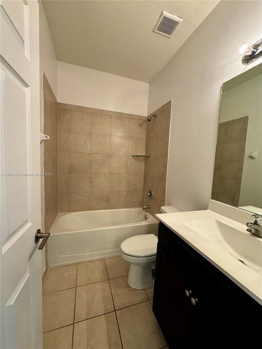 For Rent: $2,545 (3 beds, 2 baths, 1524 Square Feet)