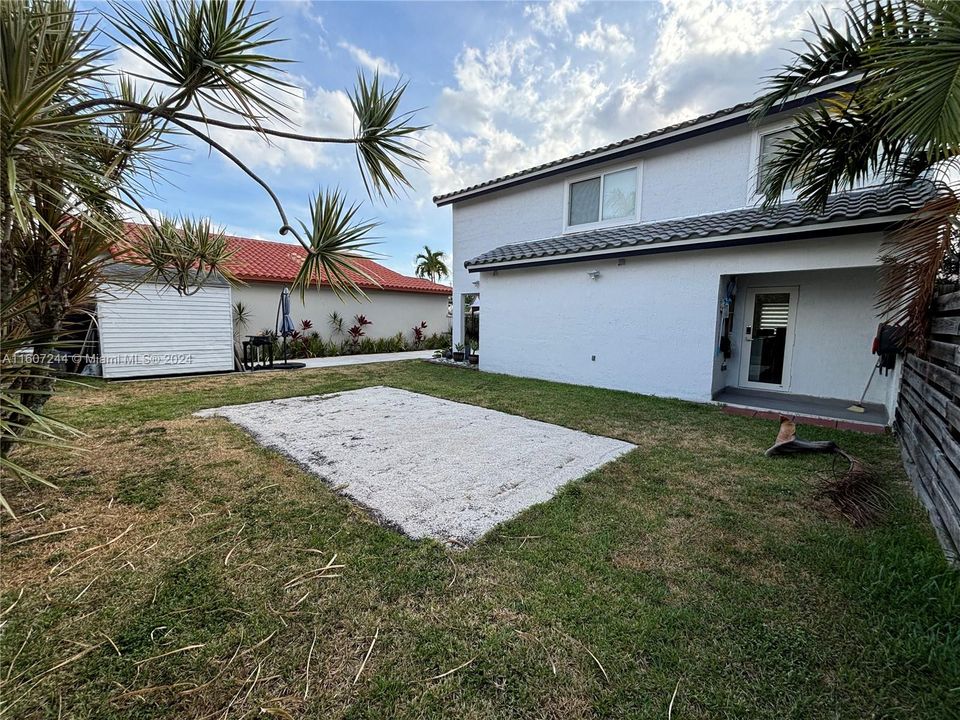 For Sale: $730,000 (3 beds, 2 baths, 1866 Square Feet)