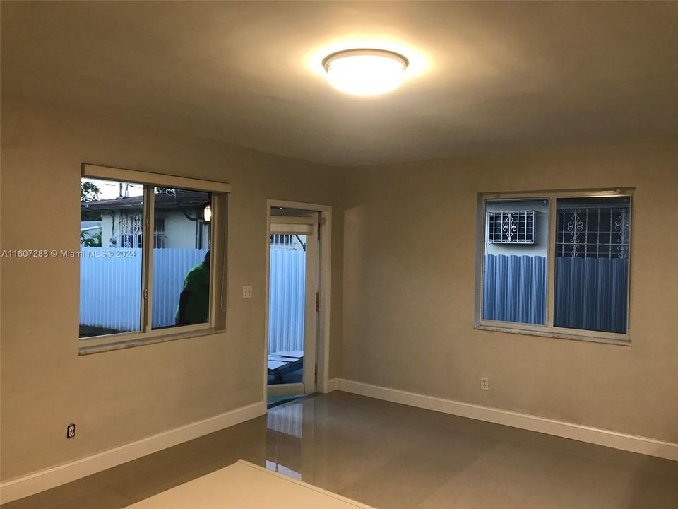 For Rent: $2,900 (2 beds, 2 baths, 2289 Square Feet)