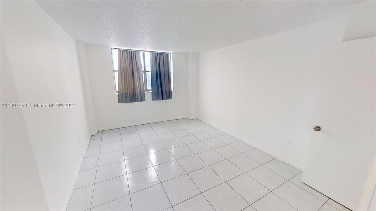 Recently Rented: $2,800 (2 beds, 2 baths, 1507 Square Feet)