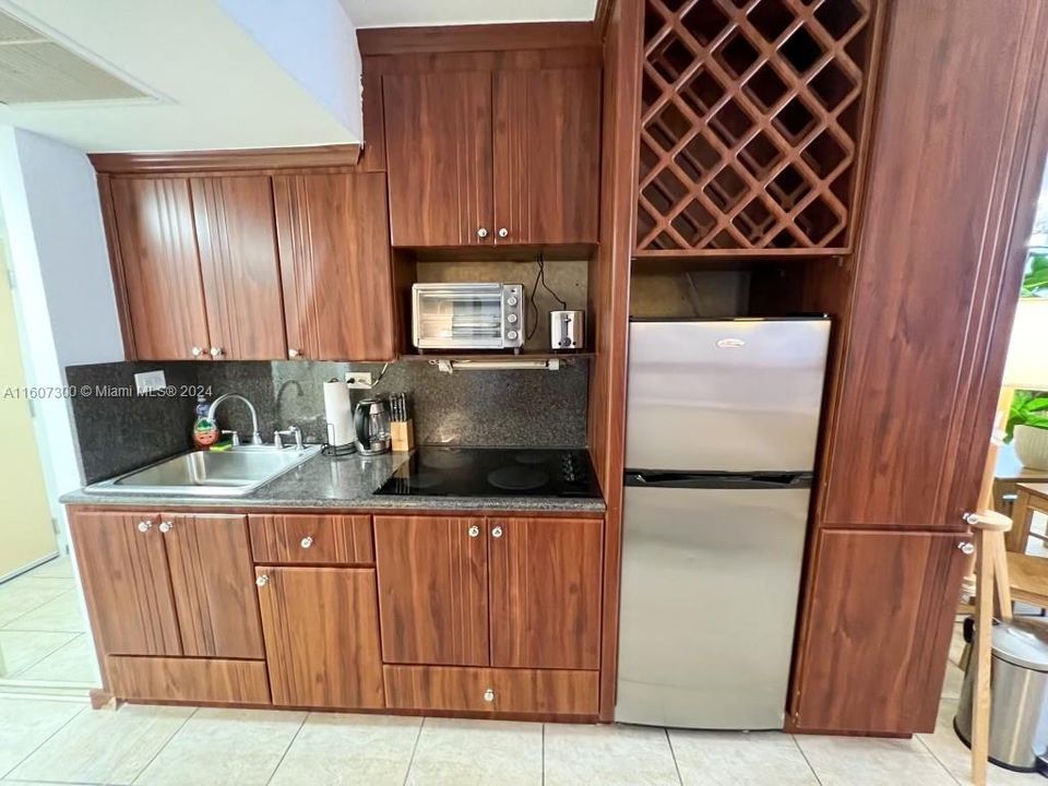 En Venta: $180,000 (0 camas, 1 baños, 360 Pies cuadrados)