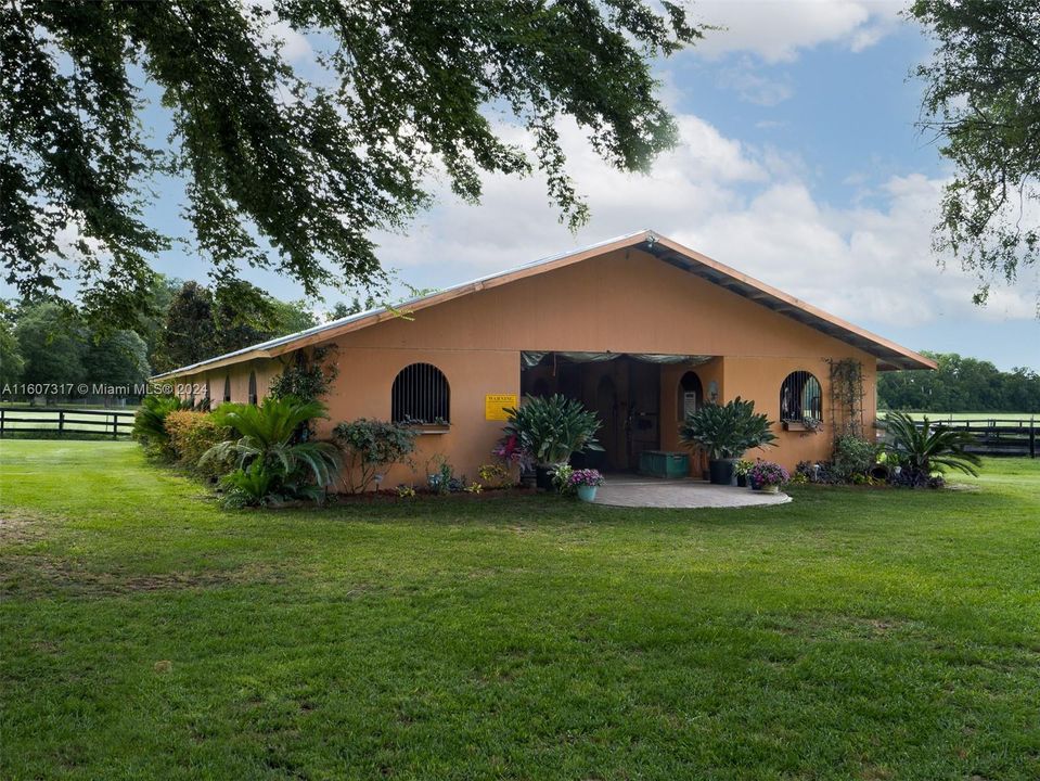 For Sale: $1,150,000 (3 beds, 2 baths, 0 Square Feet)