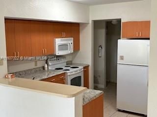 В аренду: $1,975 (2 спален, 2 ванн, 1088 Квадратных фут)