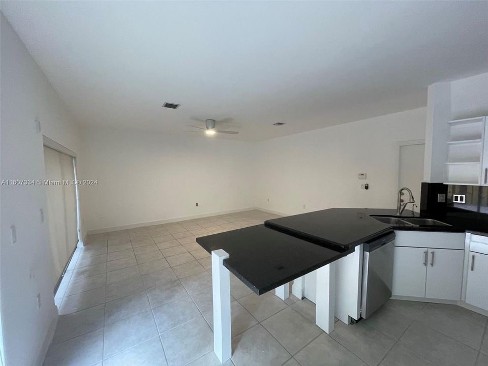 Active With Contract: $5,000 (4 beds, 2 baths, 2249 Square Feet)