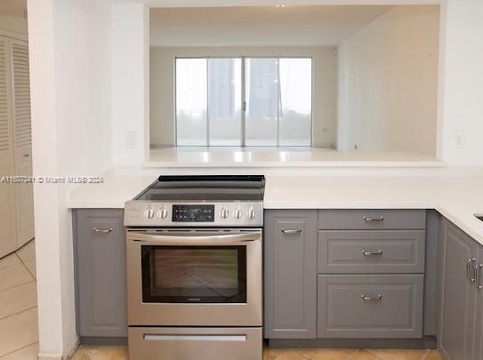 For Rent: $2,400 (2 beds, 2 baths, 1151 Square Feet)