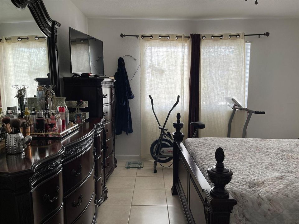 En Venta: $222,000 (2 camas, 2 baños, 900 Pies cuadrados)