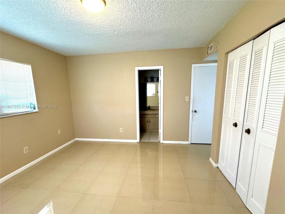 For Rent: $1,875 (2 beds, 2 baths, 1021 Square Feet)