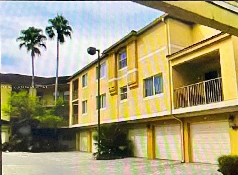 En Venta: $336,000 (3 camas, 2 baños, 1214 Pies cuadrados)