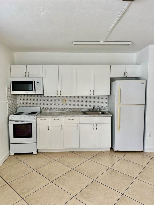 For Rent: $1,775 (1 beds, 1 baths, 0 Square Feet)