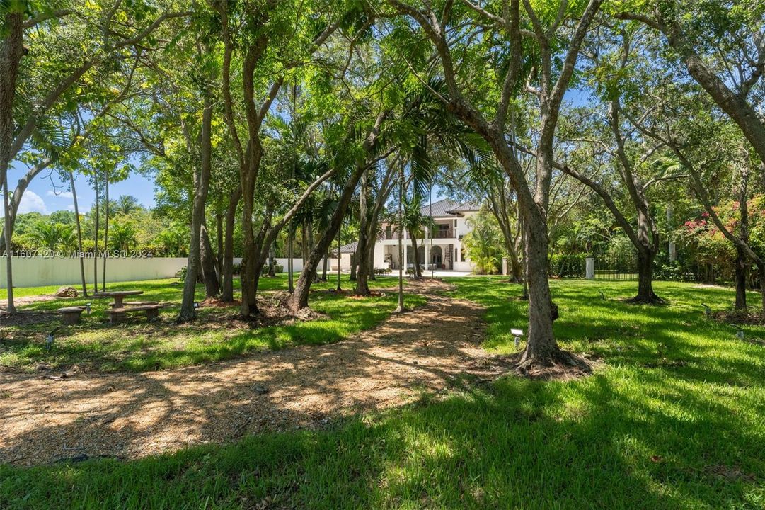 For Sale: $4,250,000 (5 beds, 3 baths, 5206 Square Feet)