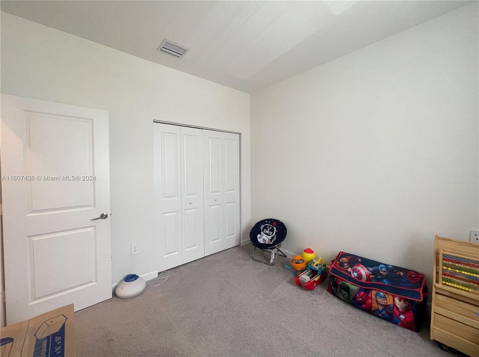 Active With Contract: $3,400 (4 beds, 2 baths, 1762 Square Feet)