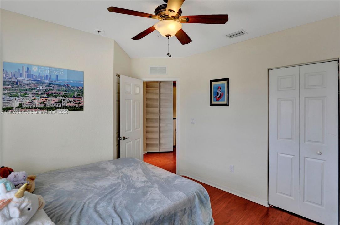 For Rent: $3,000 (3 beds, 2 baths, 1481 Square Feet)
