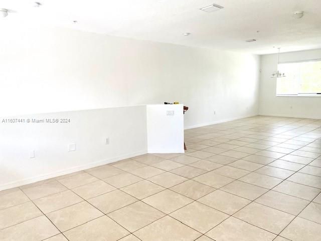 For Rent: $3,000 (3 beds, 2 baths, 1481 Square Feet)