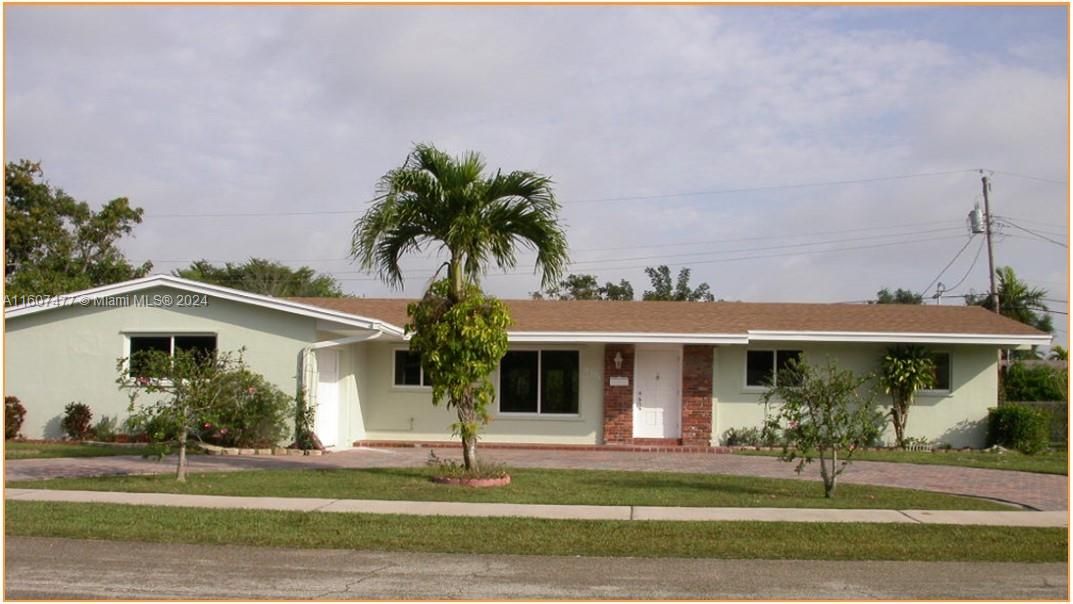 For Rent: $5,500 (4 beds, 3 baths, 2366 Square Feet)