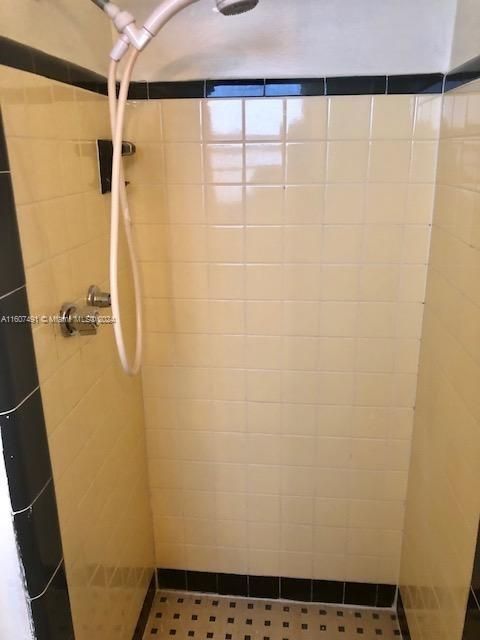 Stand up shower.