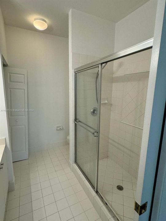待售: $350,000 (2 贝兹, 2 浴室, 1280 平方英尺)