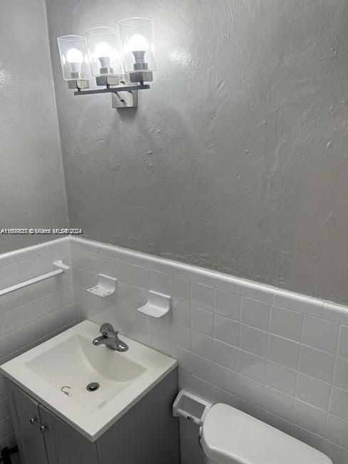 For Rent: $1,550 (1 beds, 1 baths, 1680 Square Feet)