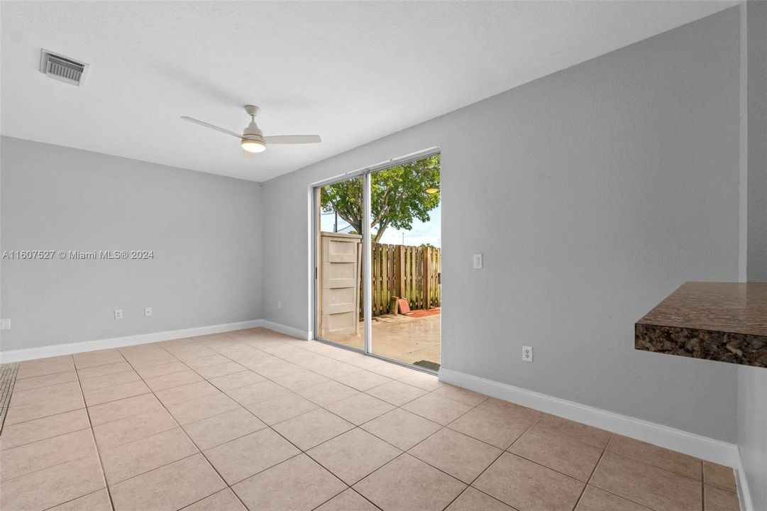 For Rent: $3,500 (3 beds, 2 baths, 1657 Square Feet)