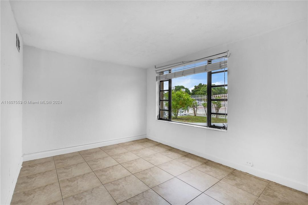 Recently Sold: $599,900 (3 beds, 2 baths, 1740 Square Feet)