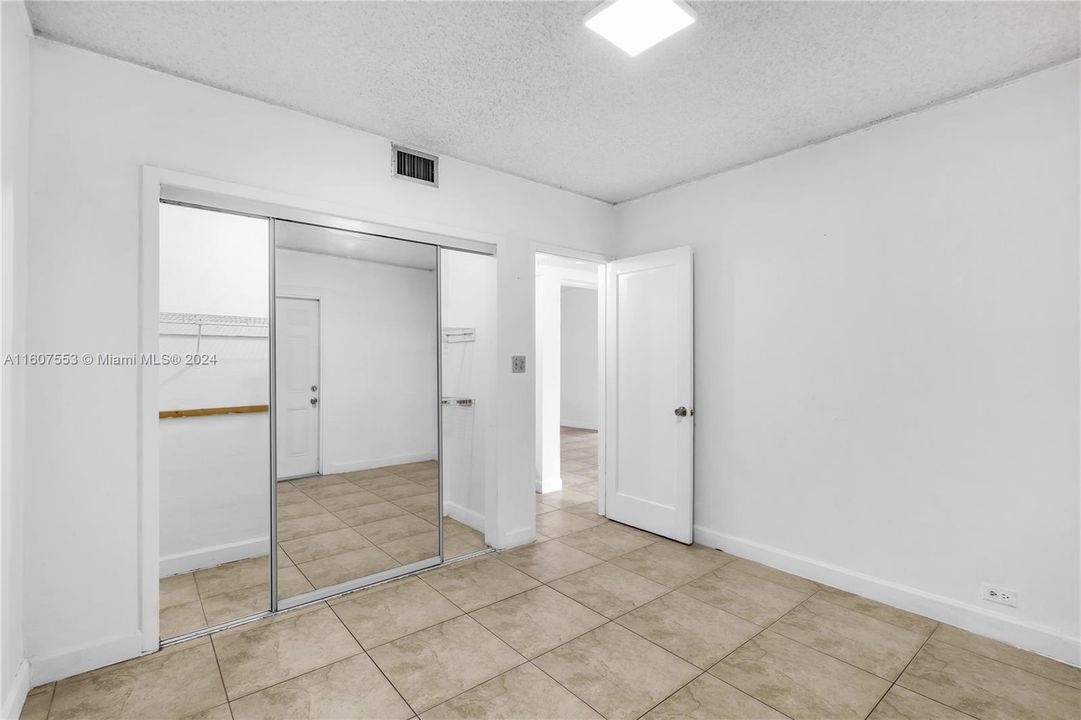 Recently Sold: $599,900 (3 beds, 2 baths, 1740 Square Feet)