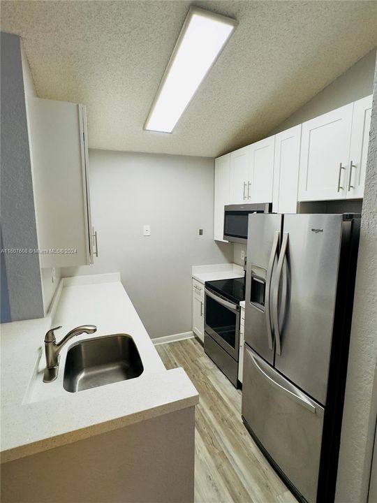 Active With Contract: $1,804 (1 beds, 1 baths, 804 Square Feet)