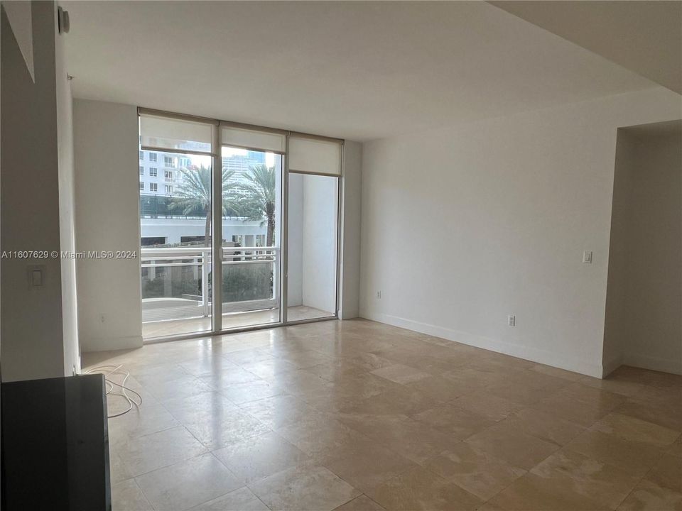 En Venta: $609,999 (1 camas, 1 baños, 1031 Pies cuadrados)