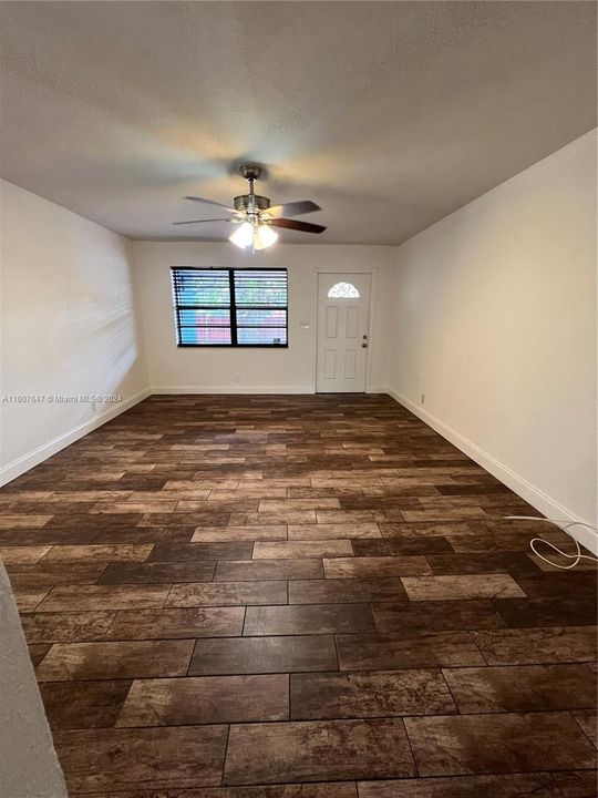 For Rent: $1,750 (1 beds, 1 baths, 0 Square Feet)