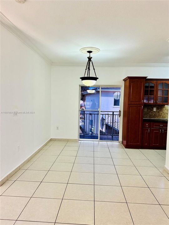 For Rent: $2,950 (3 beds, 2 baths, 1328 Square Feet)