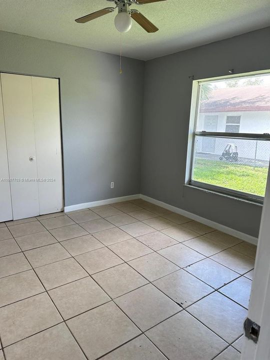 For Rent: $1,850 (2 beds, 1 baths, 760 Square Feet)