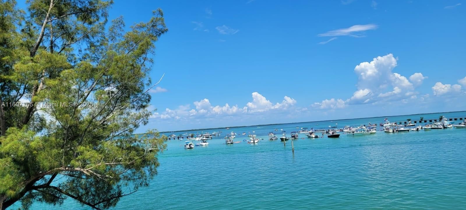 待售: $549,900 (3 贝兹, 2 浴室, 2050 平方英尺)