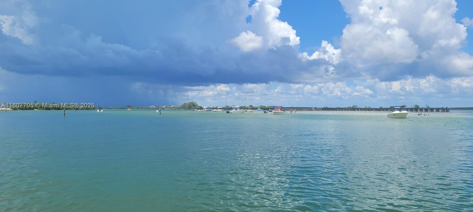 待售: $549,900 (3 贝兹, 2 浴室, 2050 平方英尺)