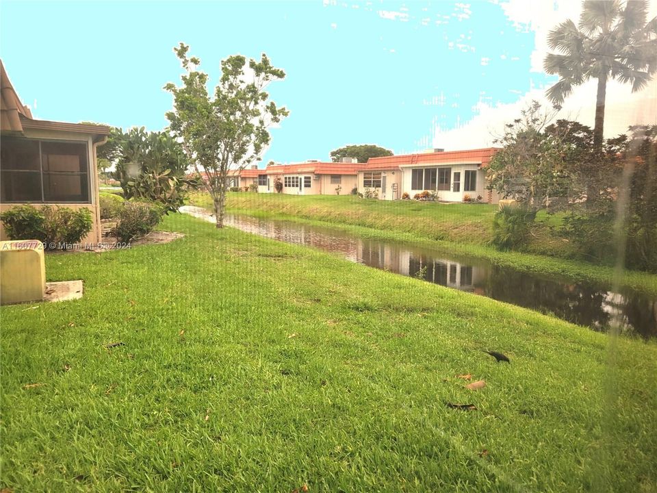 En Venta: $198,500 (2 camas, 2 baños, 883 Pies cuadrados)