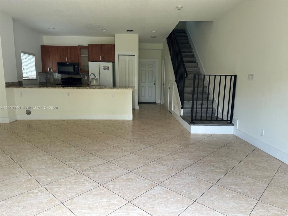 Recently Rented: $2,500 (2 beds, 2 baths, 0 Square Feet)