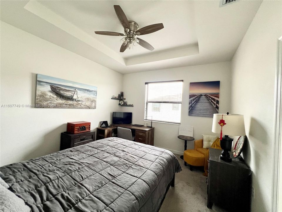 For Sale: $530,000 (3 beds, 2 baths, 1438 Square Feet)