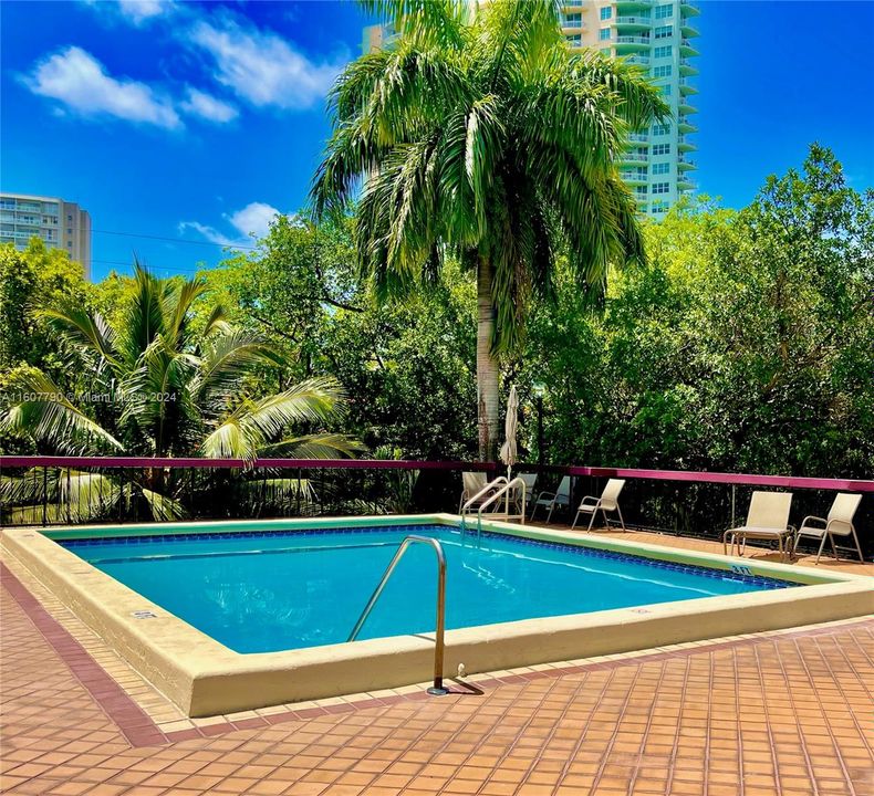Swim after work, relax in your own private patio right on Brickell Avenue.