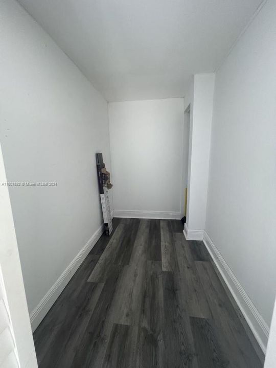 For Rent: $3,000 (2 beds, 2 baths, 990 Square Feet)