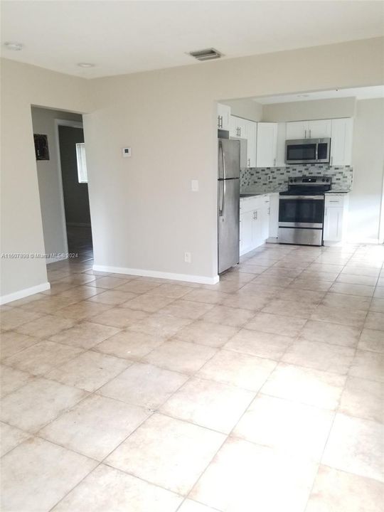 For Rent: $2,100 (2 beds, 1 baths, 0 Square Feet)