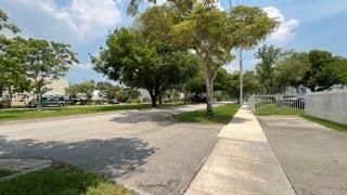 For Sale: $150,000 (1 beds, 1 baths, 723 Square Feet)