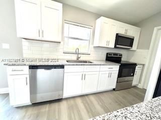 For Sale: $314,900 (3 beds, 2 baths, 1214 Square Feet)