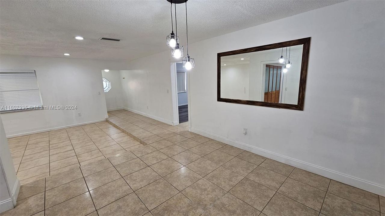 For Rent: $3,300 (3 beds, 2 baths, 1545 Square Feet)