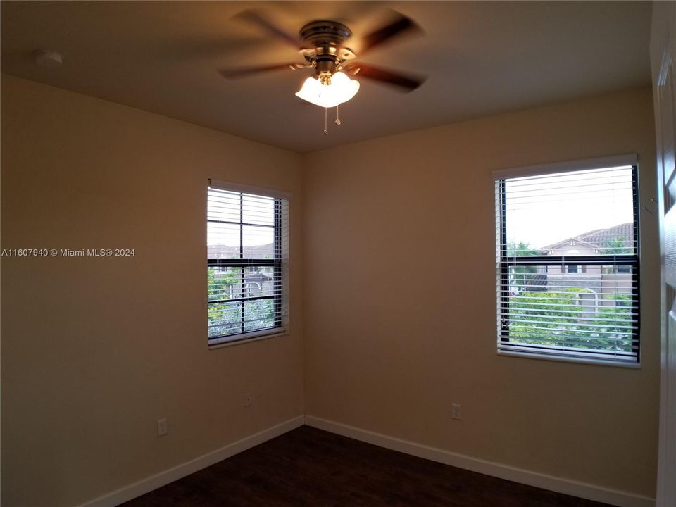 For Rent: $2,990 (3 beds, 2 baths, 1545 Square Feet)